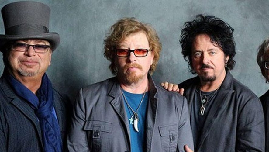 Toto Live au Dôme de Paris : Un Concert Incontournable pour les Amateurs de Rock