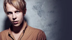 Tom Odell en Concert au Zénith de Paris : Une Soirée Intime et Envoûtante en Perspective !